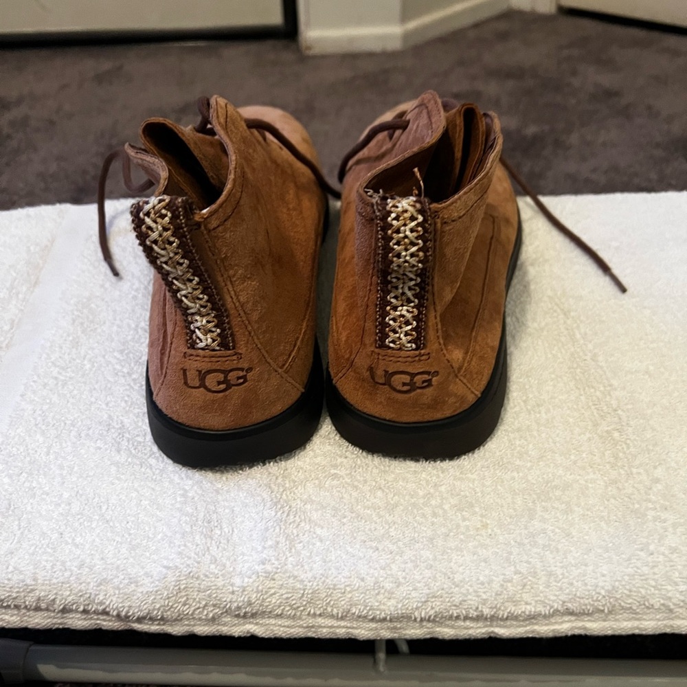 Ugg shoes mens Size 12. Chestnut New - Picture 2 of 6